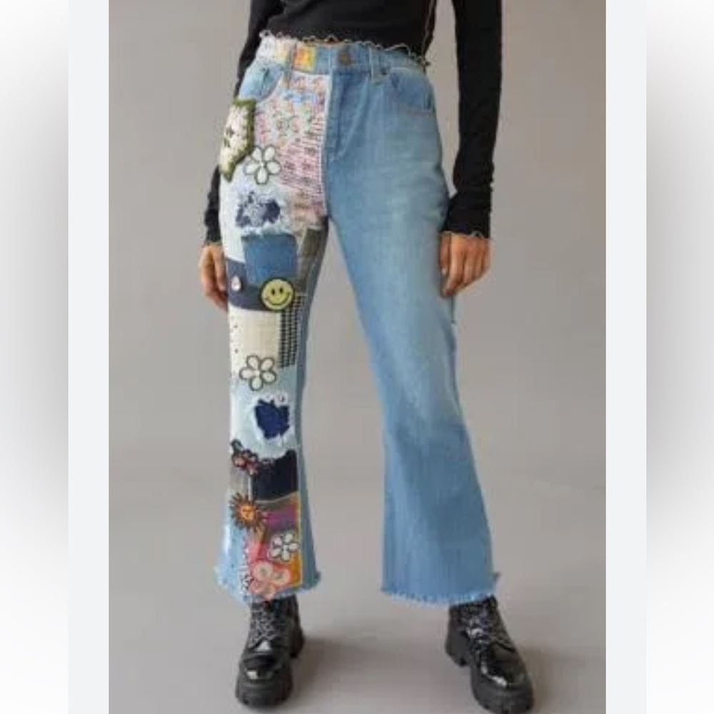NWT- urban outfitters jeans size 24.